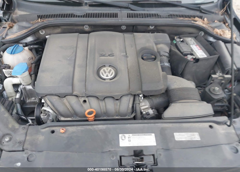 2012 VOLKSWAGEN JETTA 2.5L SE VIN: 3VWBX7AJ9CM473267