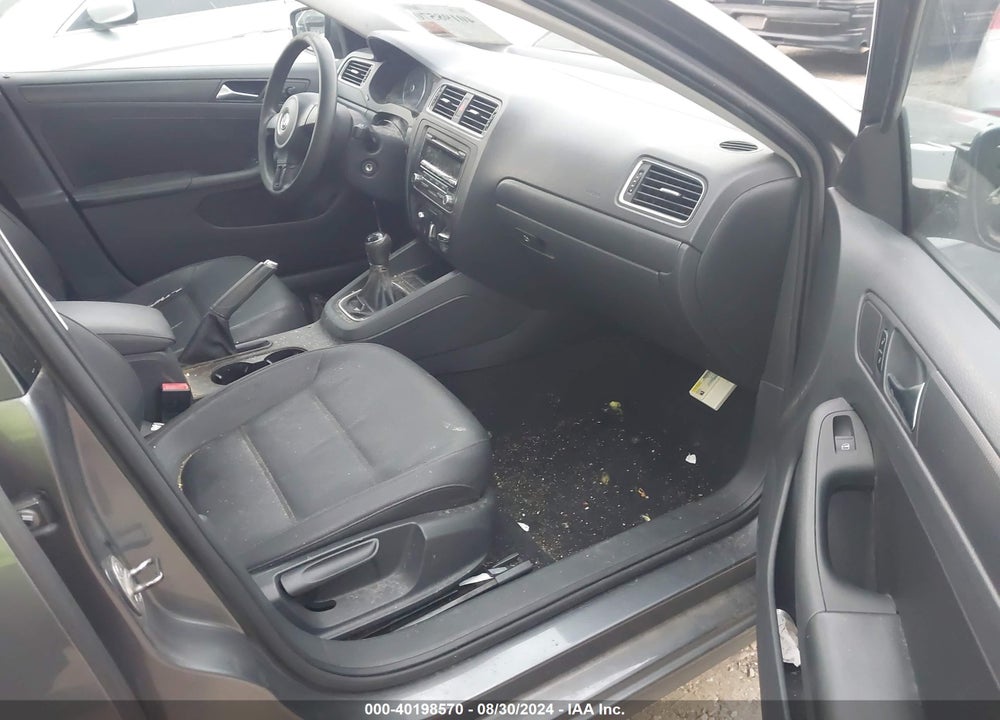 2012 VOLKSWAGEN JETTA 2.5L SE VIN: 3VWBX7AJ9CM473267