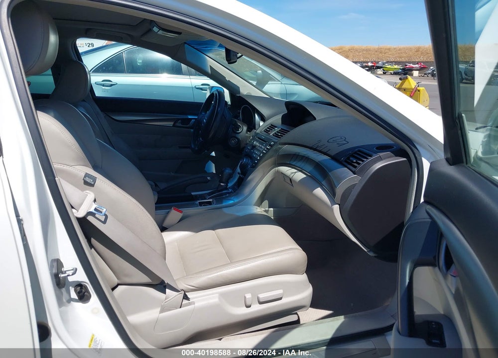 2010 ACURA TL 3.5 VIN: 19UUA8F29AA025501
