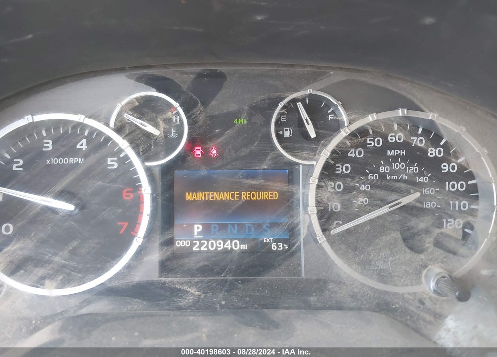 2016 TOYOTA TUNDRA SR5 5.7L V8 VIN: 5TFUY5F16GX565619