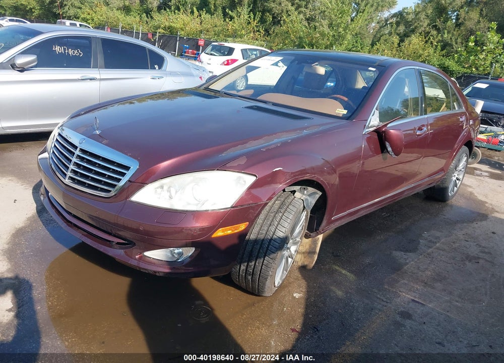 2007 MERCEDES-BENZ S 550 VIN: WDDNG71X37A147395