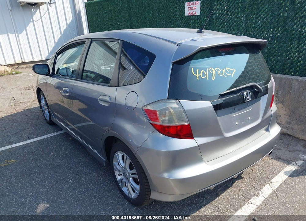 2010 HONDA FIT SPORT VIN: JHMGE8G45AS004931