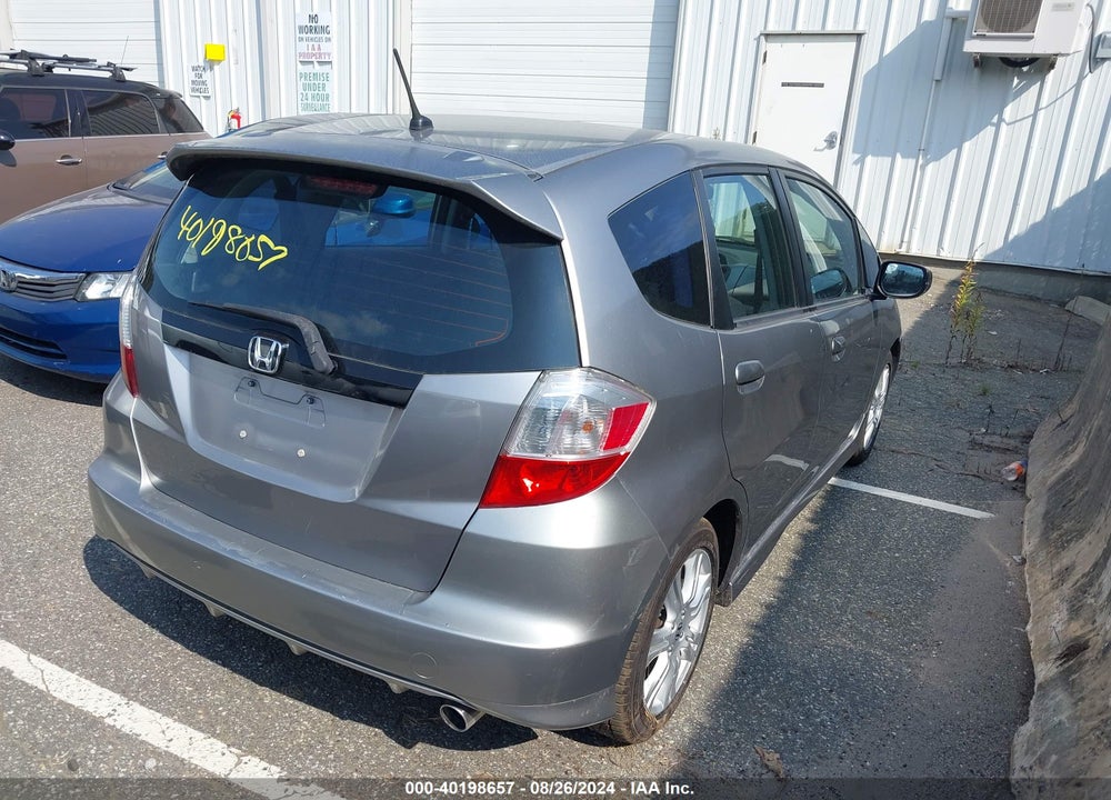2010 HONDA FIT SPORT VIN: JHMGE8G45AS004931