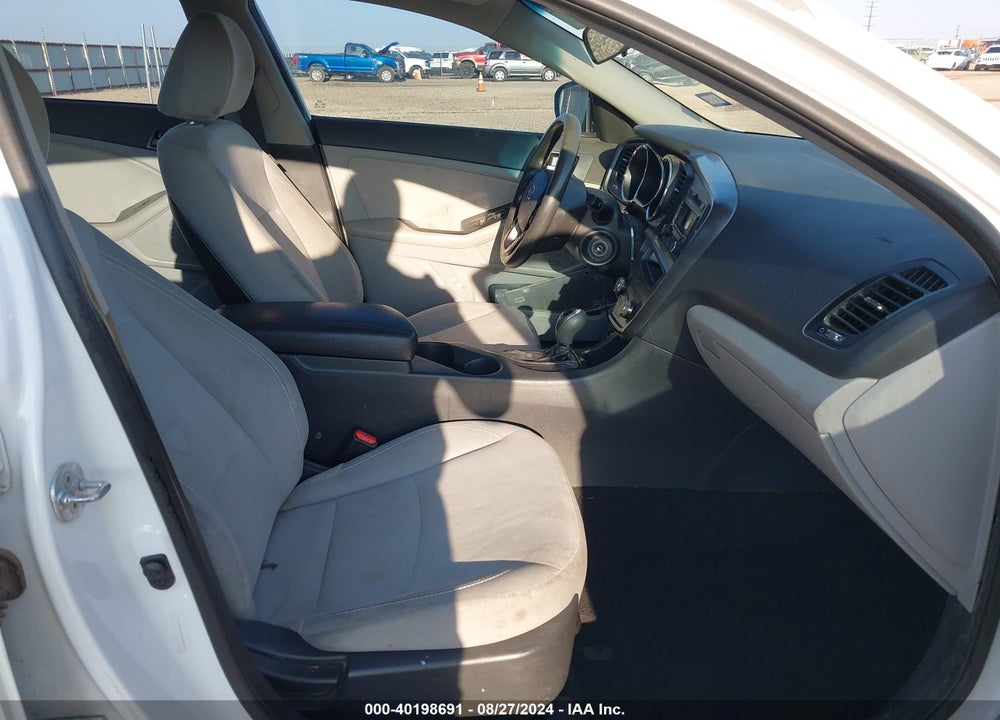 2012 KIA OPTIMA LX VIN: 5XXGM4A75CG080422
