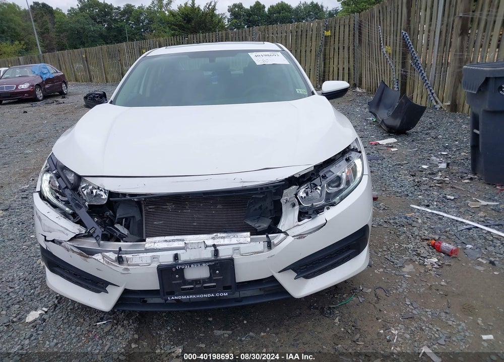 2018 HONDA CIVIC EX VIN: 2HGFC2F71JH557466