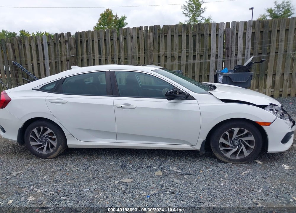 2018 HONDA CIVIC EX VIN: 2HGFC2F71JH557466