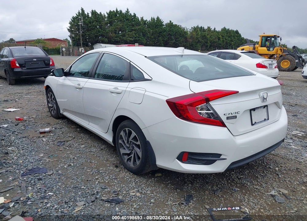 2018 HONDA CIVIC EX VIN: 2HGFC2F71JH557466
