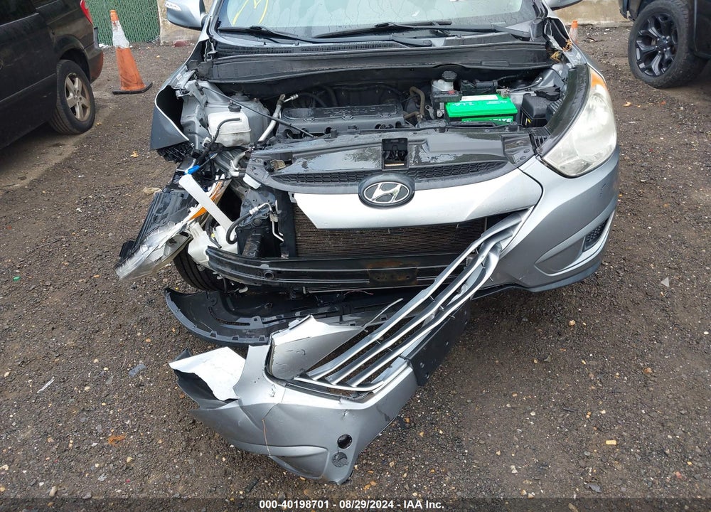 2012 HYUNDAI TUCSON GLS/LIMITED VIN: KM8JUCAC1CU350605