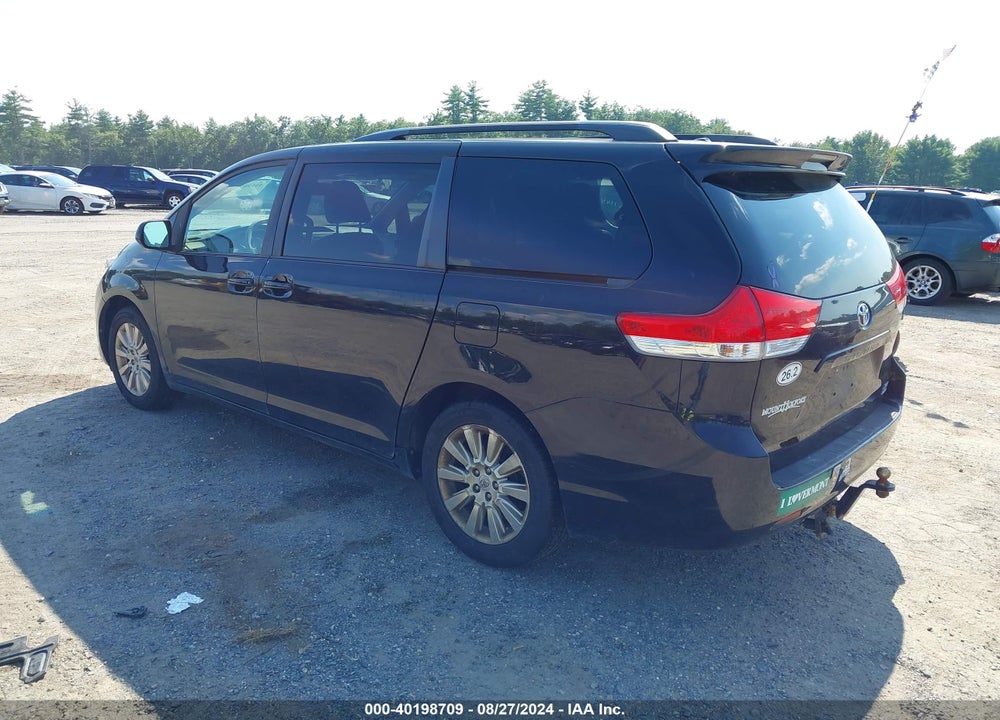 2012 TOYOTA SIENNA XLE 7 PASSENGER VIN: 5TDDK3DC1CS030868