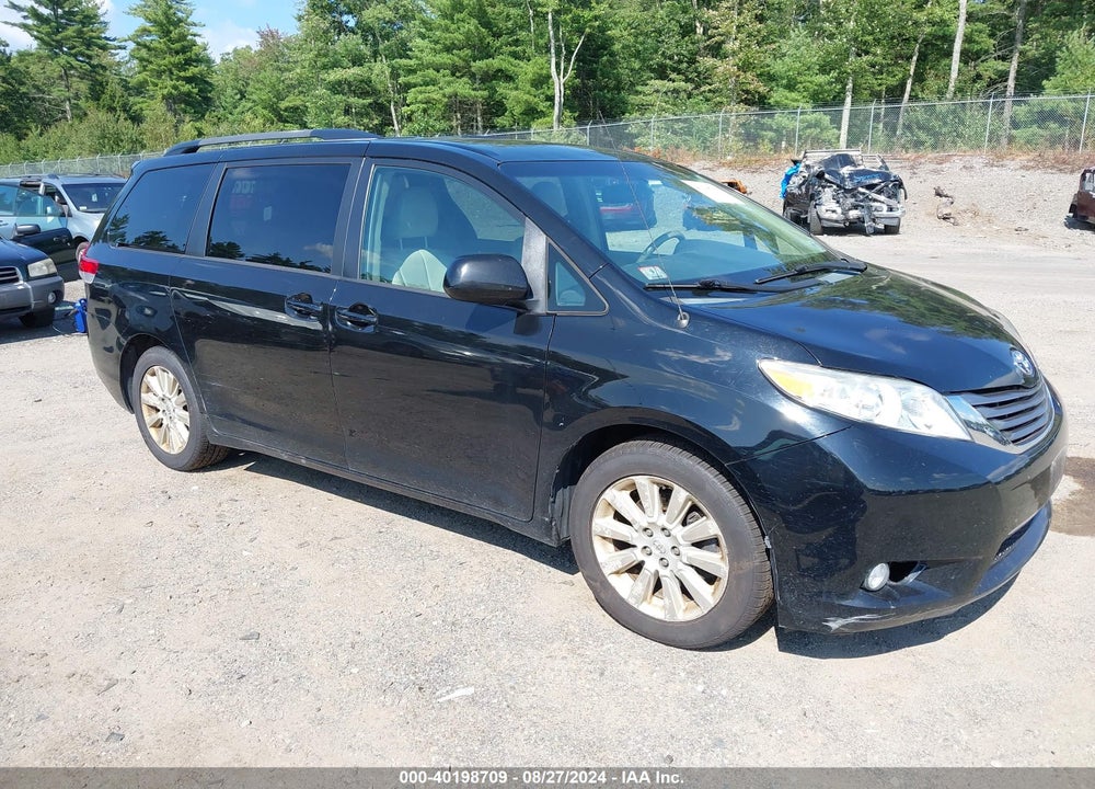2012 TOYOTA SIENNA XLE 7 PASSENGER VIN: 5TDDK3DC1CS030868
