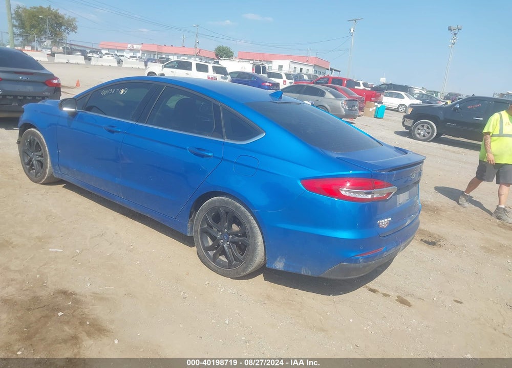 2019 FORD FUSION VIN: 3FA6P0HD0KR102064