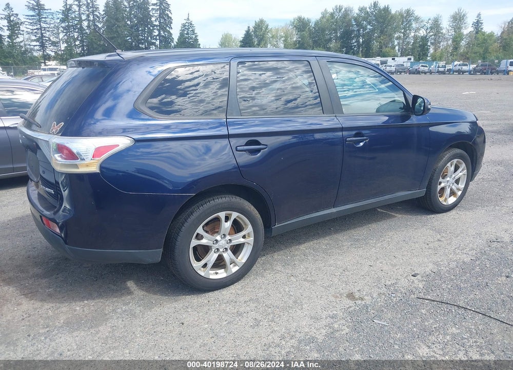 2014 MITSUBISHI OUTLANDER SE VIN: JA4AZ3A38EZ015606