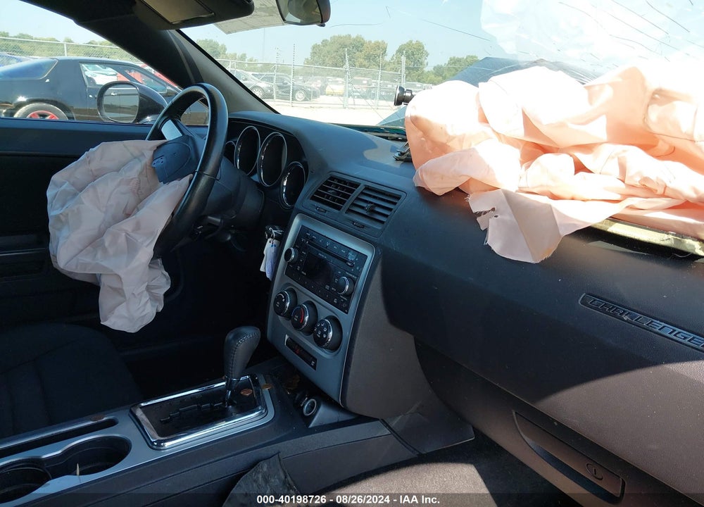2009 DODGE CHALLENGER SE VIN: 2B3LJ44V89H604820
