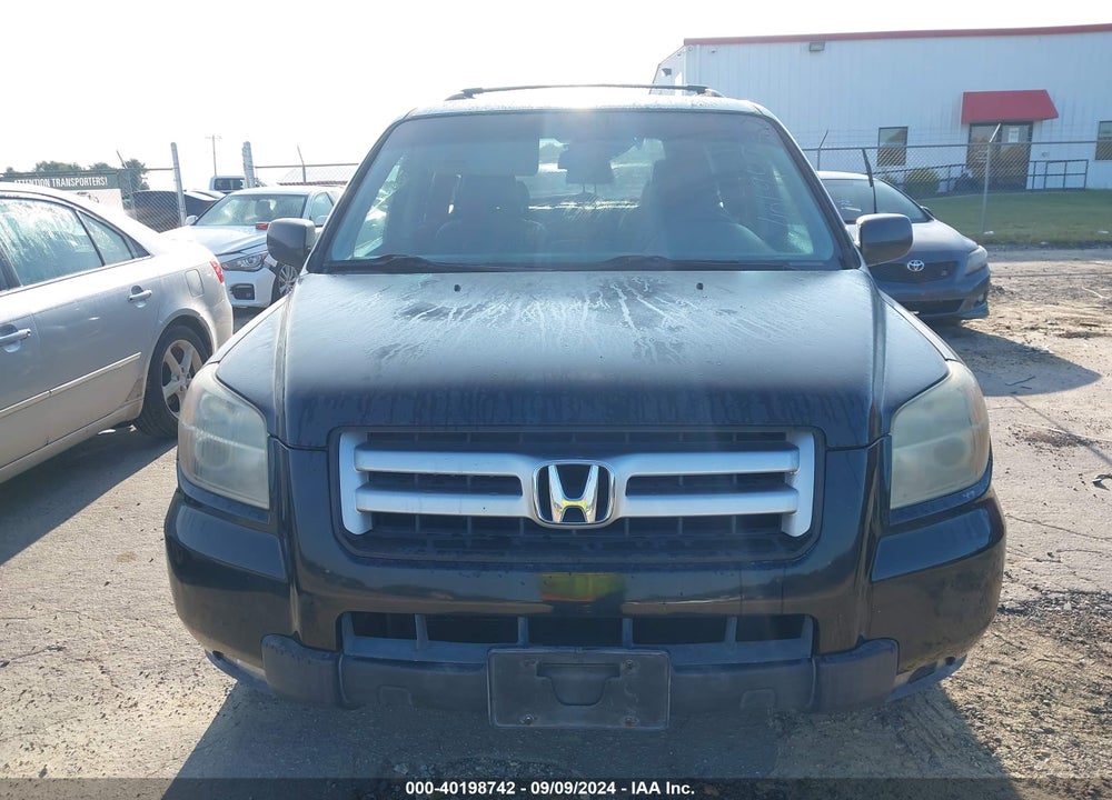 2007 HONDA PILOT VIN: 2HKYF18777H523635