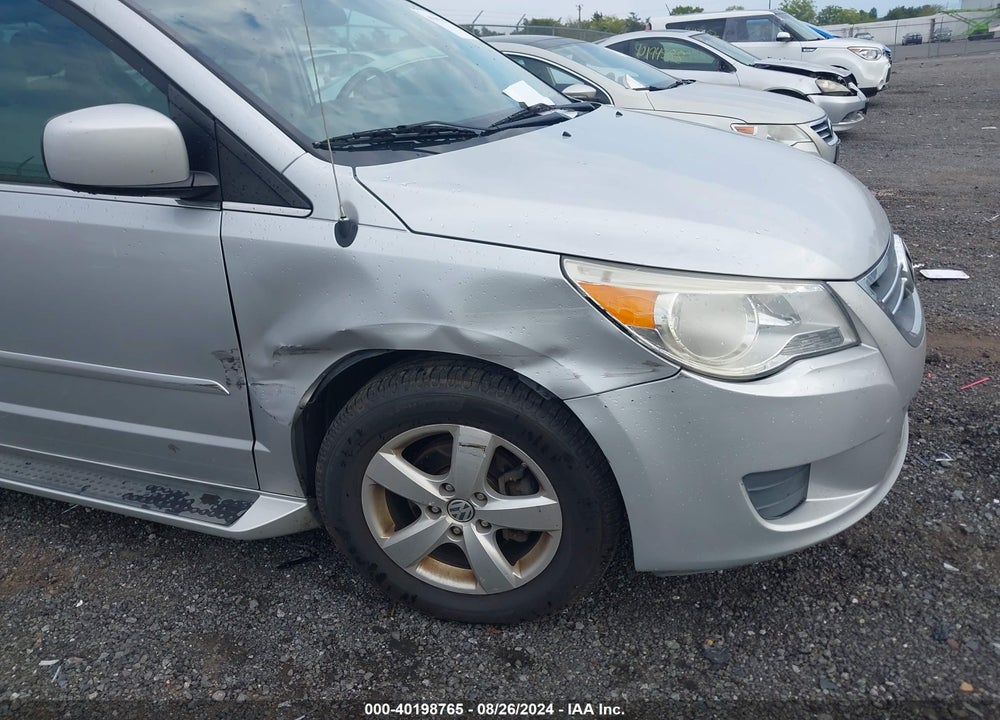 2009 VOLKSWAGEN ROUTAN SE VIN: 2V8HW34169R501634