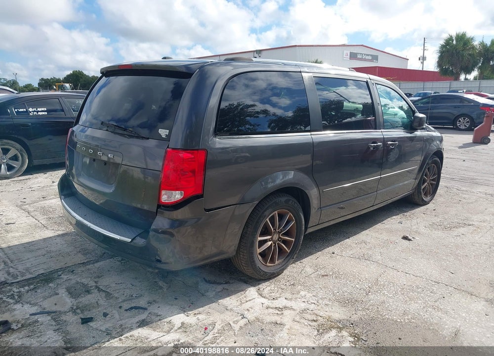 2017 DODGE GRAND CARAVAN SXT VIN: 2C4RDGCGXHR586057