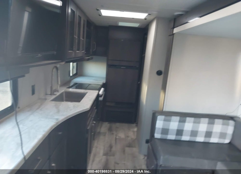 2023 GRAND DESIGN TRANSCEND 200 MK 25FT VIN: 573TT2523PDD05985