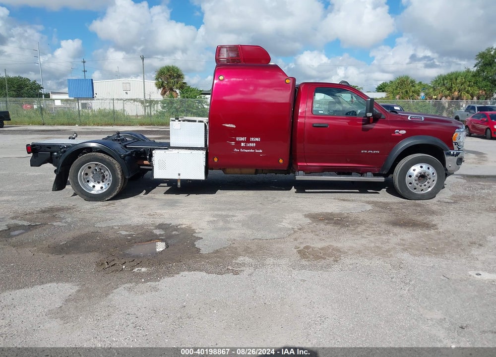 2019 RAM 4500 CHASSIS TRADESMAN/SLT VIN: 3C7WRLDLXKG573222