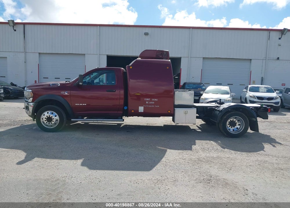 2019 RAM 4500 CHASSIS TRADESMAN/SLT VIN: 3C7WRLDLXKG573222