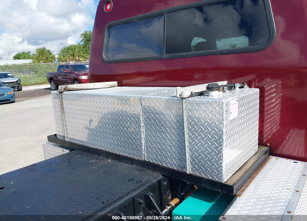 2019 RAM 4500 CHASSIS TRADESMAN/SLT VIN: 3C7WRLDLXKG573222