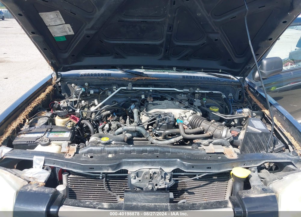 2004 NISSAN FRONTIER XE-V6 VIN: 1N6ED29X44C473164