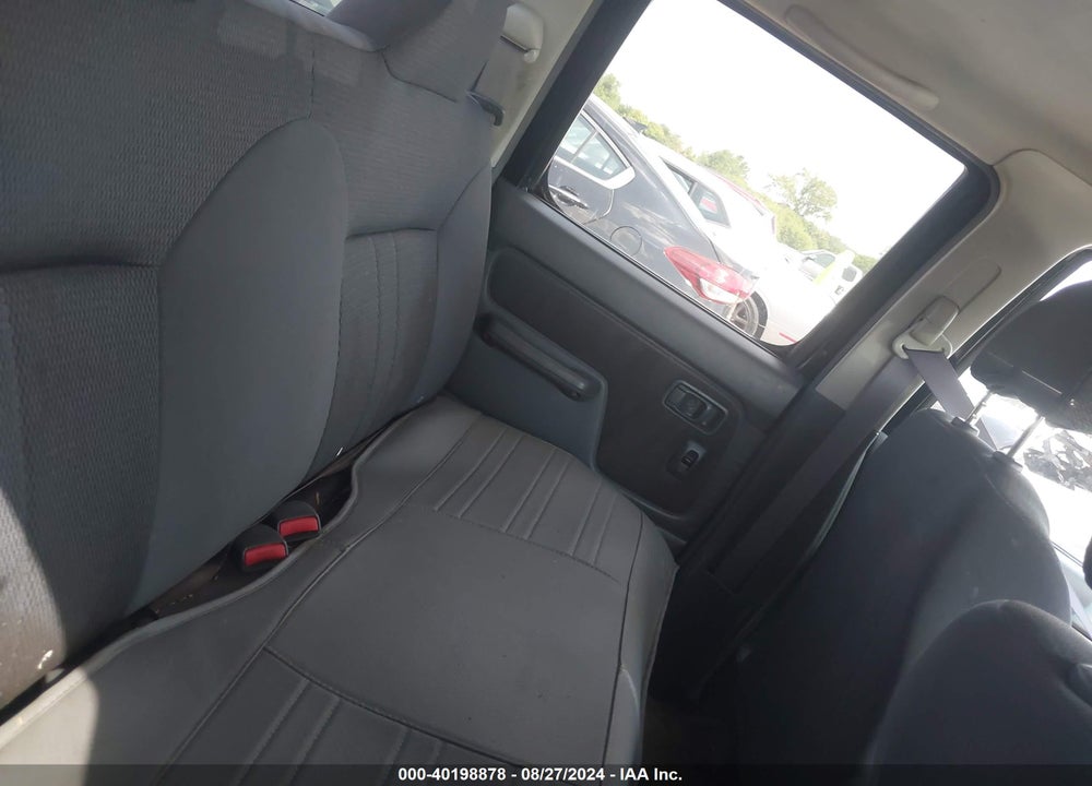 2004 NISSAN FRONTIER XE-V6 VIN: 1N6ED29X44C473164