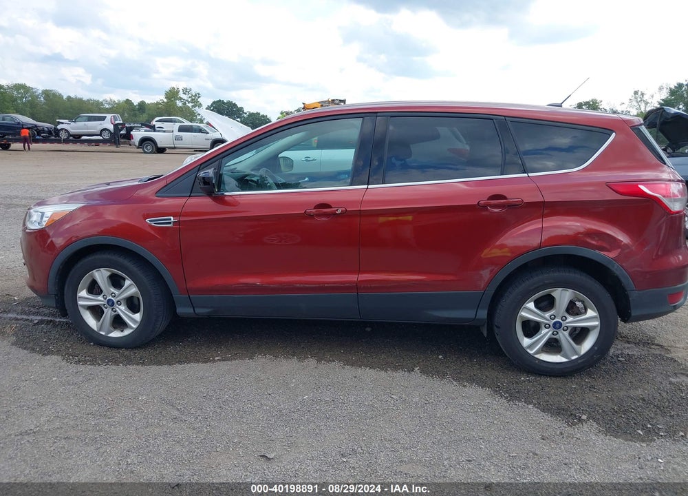 2015 FORD ESCAPE SE VIN: 1FMCU0G74FUA23167