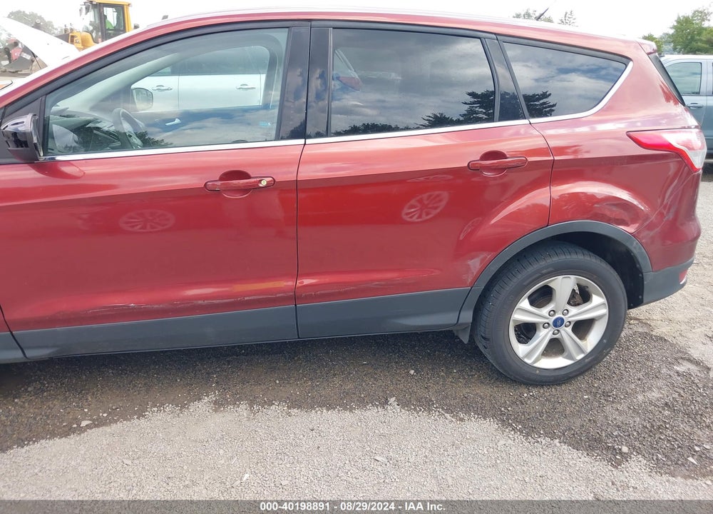 2015 FORD ESCAPE SE VIN: 1FMCU0G74FUA23167