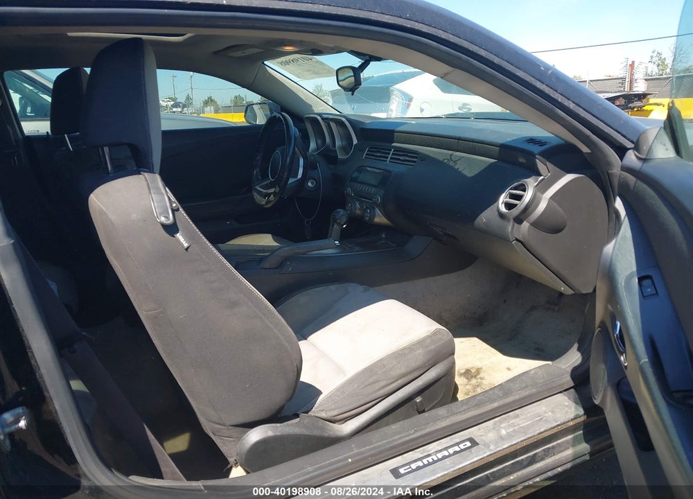 2010 CHEVROLET CAMARO 1LT VIN: 2G1FB1EV8A9104797