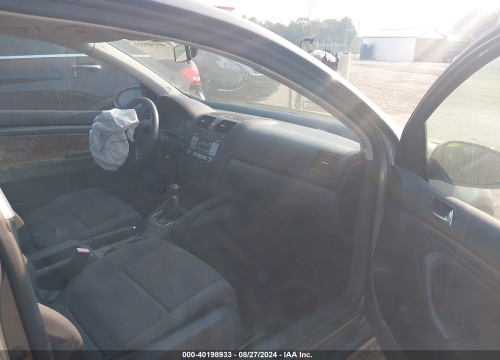2007 VOLKSWAGEN RABBIT 2-DOOR VIN: WVWAR71K67W166081