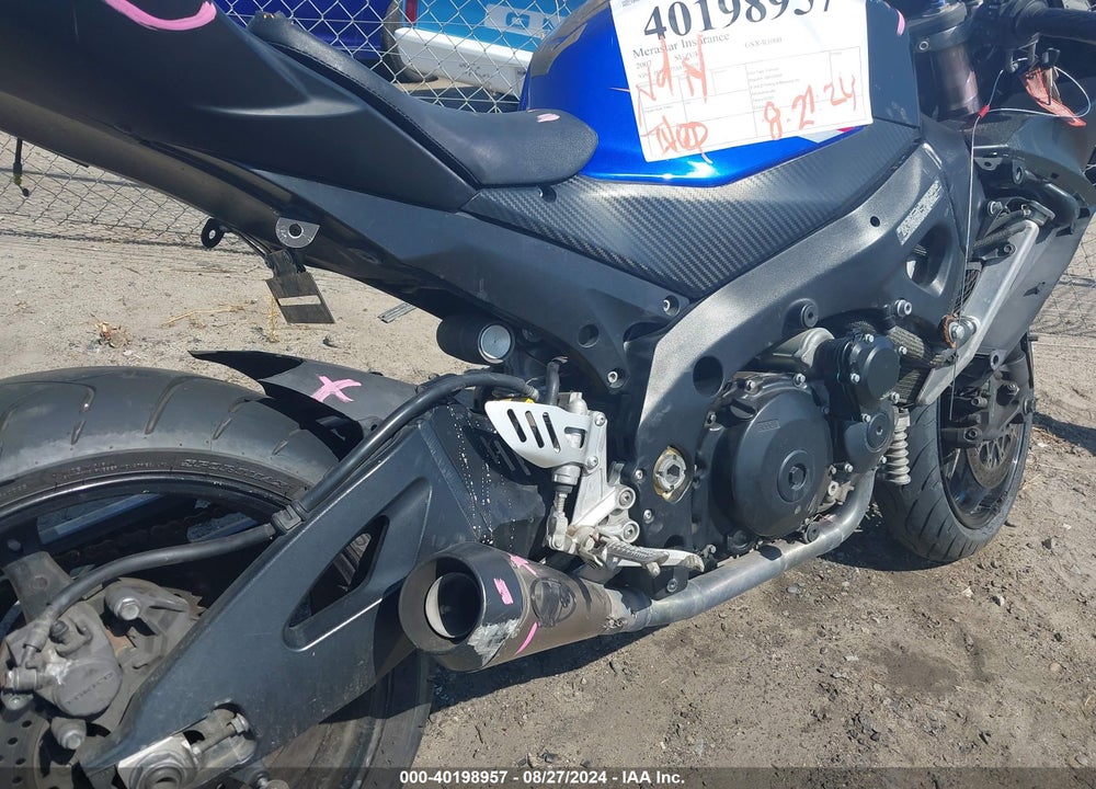 2007 SUZUKI GSX-R1000 VIN: JS1GT77A972102144