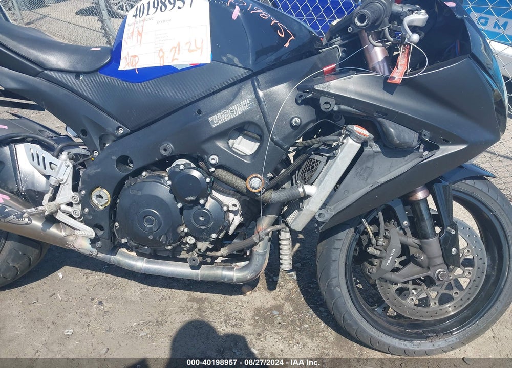 2007 SUZUKI GSX-R1000 VIN: JS1GT77A972102144