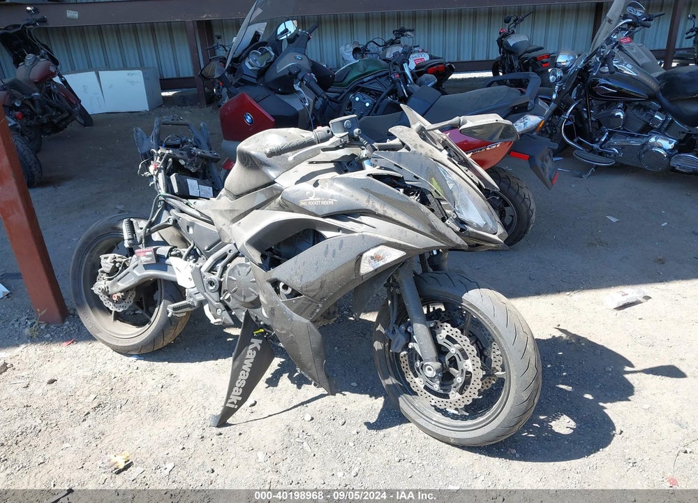 2017 KAWASAKI EX650 VIN: JKAEXEJ14HDA01952