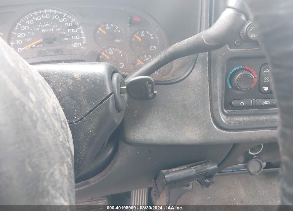 2004 CHEVROLET SILVERADO 2500HD LS VIN: 1GCHK23214F200829