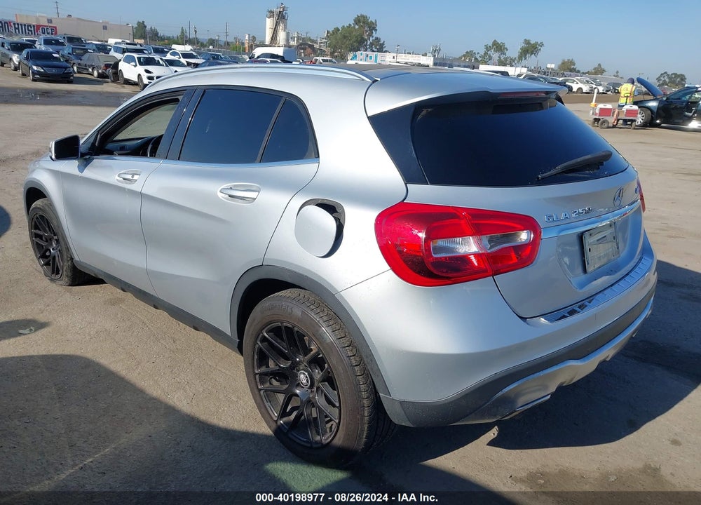 2020 MERCEDES-BENZ GLA 250 4MATIC VIN: W1NTG4GB9LU040185