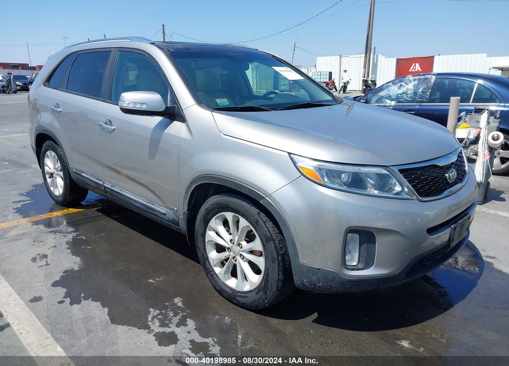 2015 KIA SORENTO VIN: 5XYKUDA70FG591269