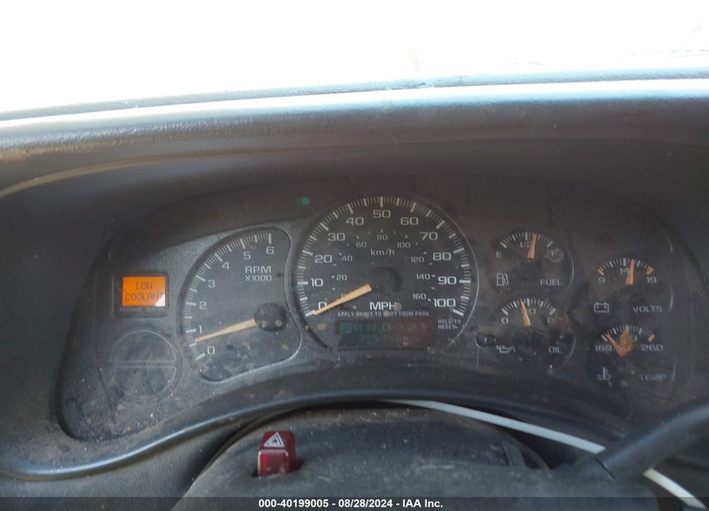 2000 GMC YUKON SLE VIN: 1GKEK13T6YJ107074