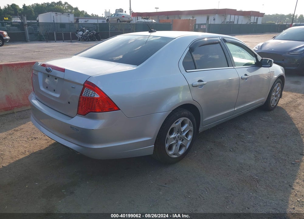 2010 FORD FUSION SE VIN: 3FAHP0HA1AR110929
