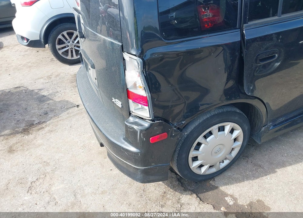 2006 SCION XB VIN: JTLKT324964113985