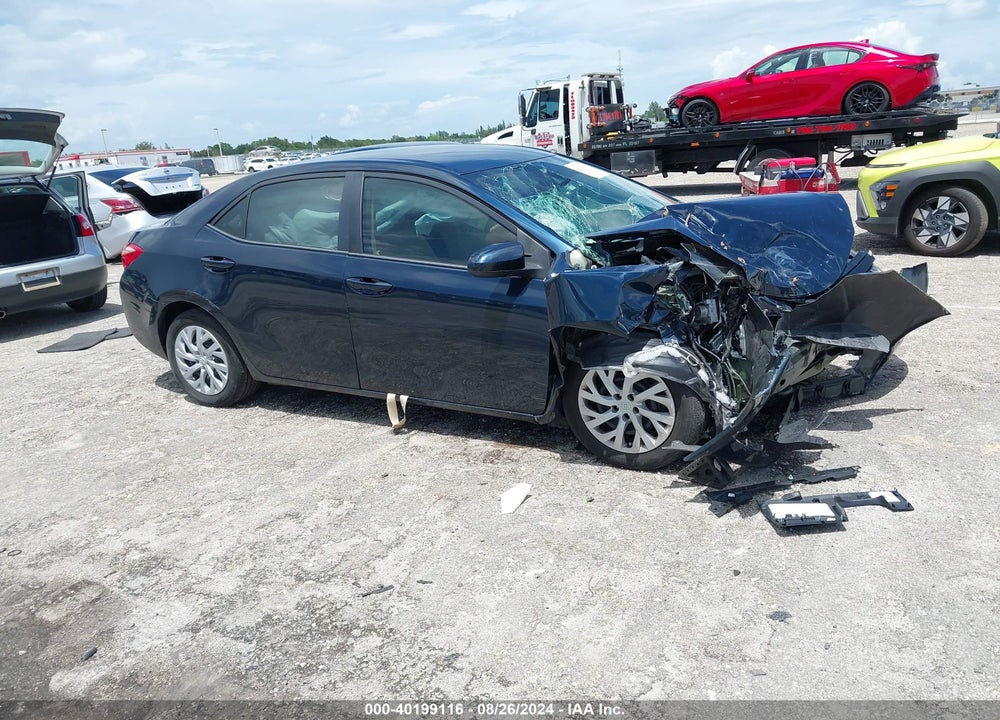2018 TOYOTA COROLLA LE VIN: 5YFBURHE5JP809888