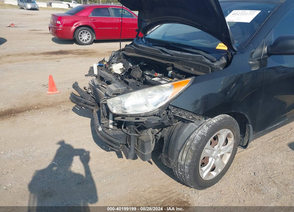 2012 HYUNDAI TUCSON VIN: KM8JT3AB0CU421061