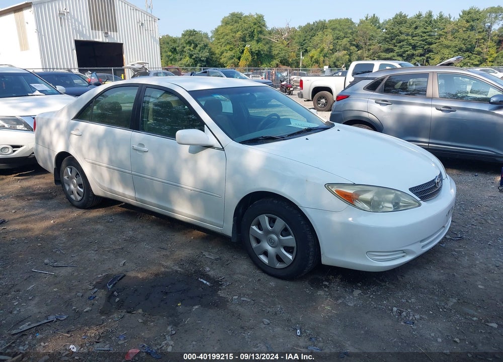 2004 TOYOTA CAMRY LE VIN: 4T1BE32KX4U284273