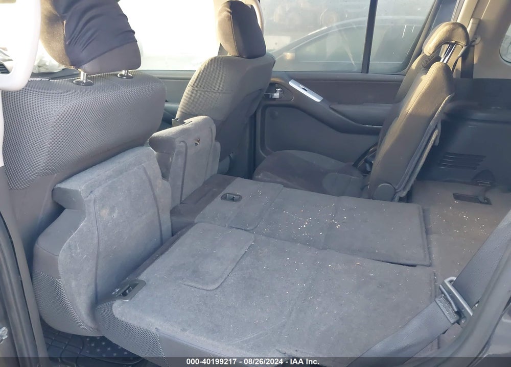 2010 NISSAN PATHFINDER SE VIN: 5N1AR1NB0AC627528
