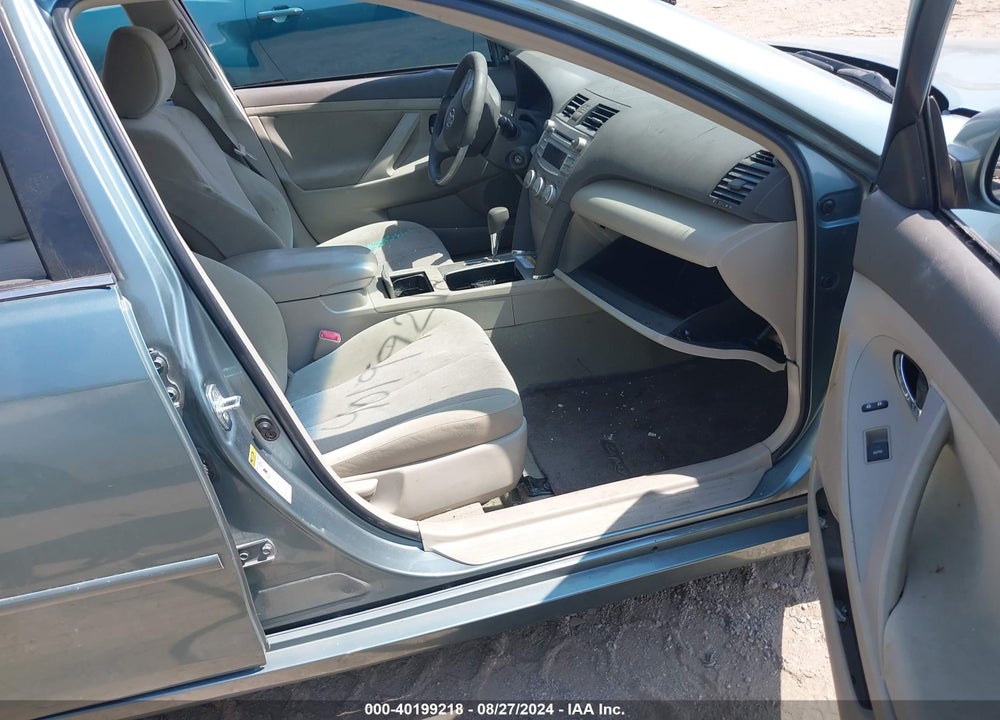 2011 TOYOTA CAMRY LE VIN: 4T1BF3EKXBU743761