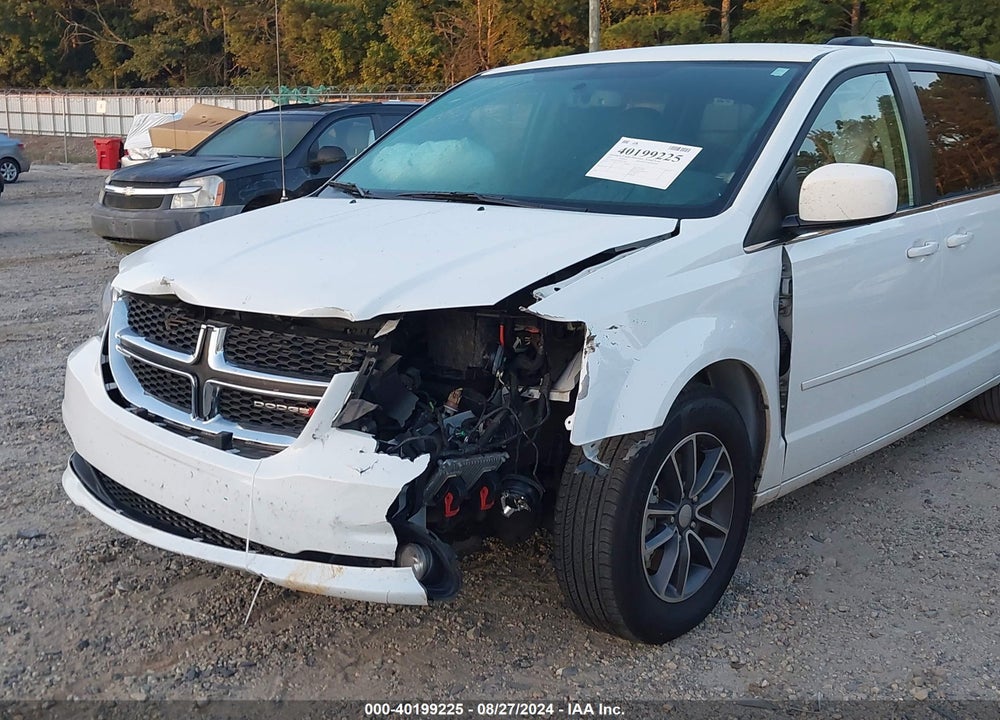 2017 DODGE GRAND CARAVAN SXT VIN: 2C4RDGCG6HR813891
