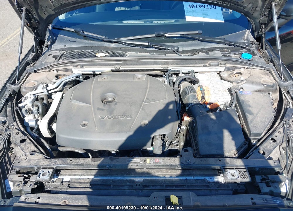 2023 VOLVO S60 RECHARGE PLUG-IN HYBRID T8 PLUS DARK THEME VIN: 7JRH60FL1PG234573