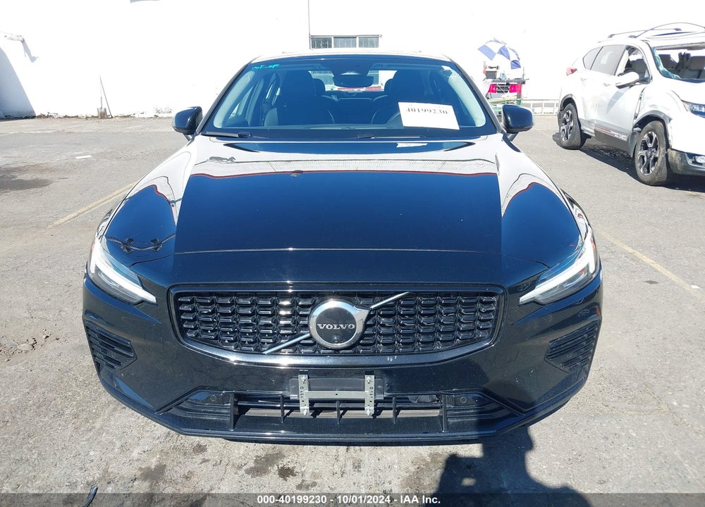2023 VOLVO S60 RECHARGE PLUG-IN HYBRID T8 PLUS DARK THEME VIN: 7JRH60FL1PG234573