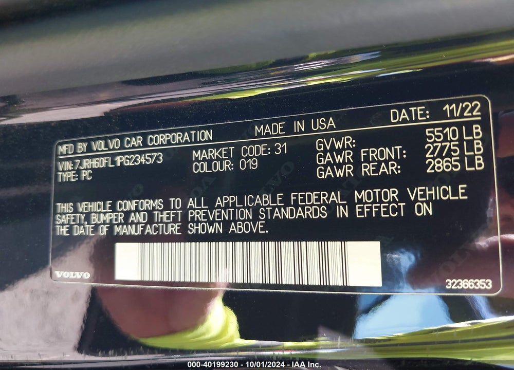 2023 VOLVO S60 RECHARGE PLUG-IN HYBRID T8 PLUS DARK THEME VIN: 7JRH60FL1PG234573