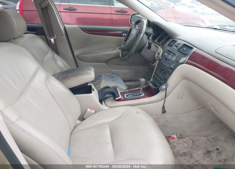 2003 LEXUS ES 300 VIN: JTHBF30G130094401