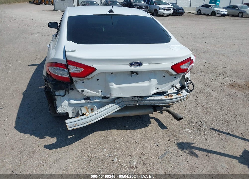 2015 FORD FUSION SE VIN: 3FA6P0H74FR169038